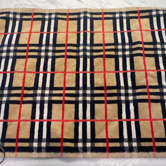 Burberry Accessories - NWOT BURBERRY CLASSIC CHECK HAND TOWEL WITH METAL HOOK